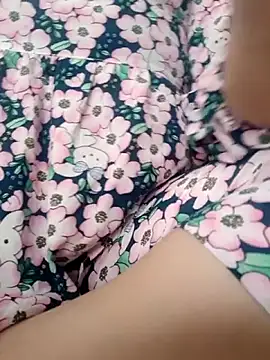  Babyrose  online show from February 6, 3:00 am