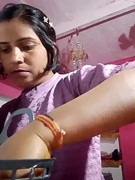 Snapshot of Mohini-xx chatting on November 24, 10:31 pm Mohini-xx online show from November 24, 10:31 pm