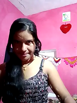 Snapshot of Mohini-xx chatting on December 13, 11:21 pm Mohini-xx online show from December 13, 11:21 pm