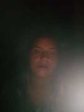 Snapshot of Mohini-xx chatting on August 3, 8:01 pm Mohini-xx online show from August 3, 8:01 pm