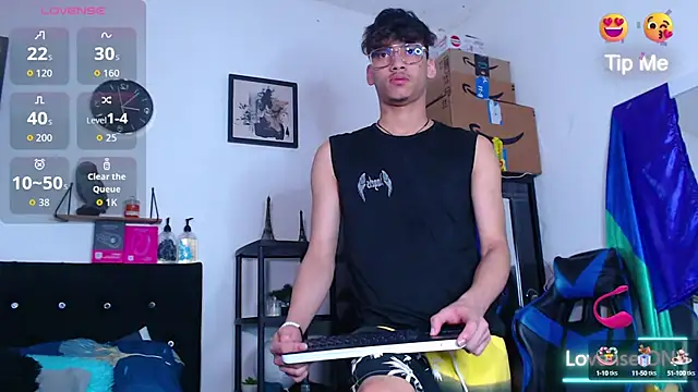 Gael Jones online show from October 2, 2:51 am