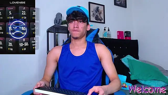 Gael Jones online show from November 20, 2:45 am