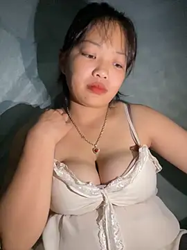 Lyrasss online show from October 4, 3:10 pm