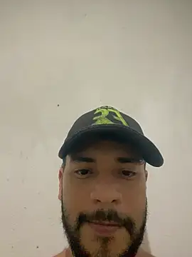 spiderfindom online show from May 5, 3:36 am
