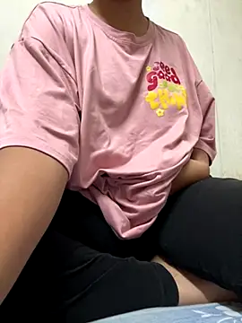 Snapshot of choleorbhature chatting on October 31, 4:13 am choleorbhature online show from October 31, 4:13 am