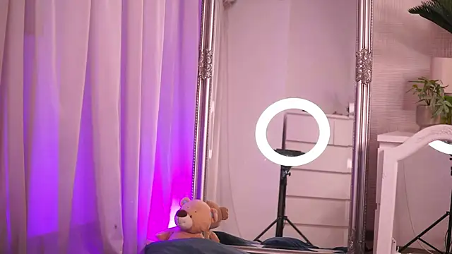 ChloeObril online show from October 12, 4:55 am