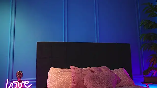 alexxisrae online show from November 29, 4:15 am