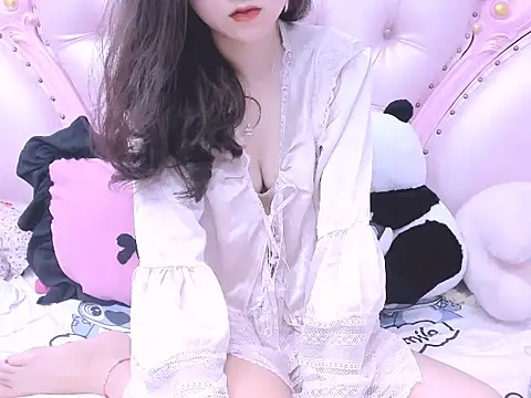  ly   online show from April 1, 1:17 am