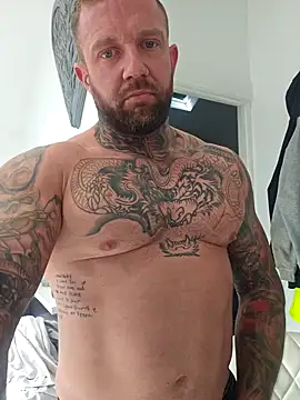 tattedmuscle1 online show from October 11, 2:48 pm