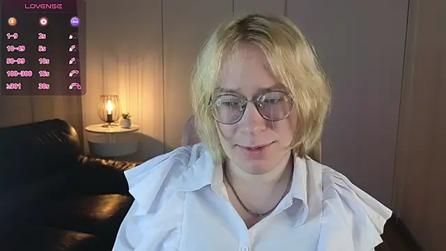 Amanda Butlerr online show from June 29, 7:25 am