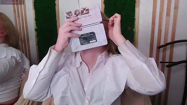 Amanda Butlerr online show from July 9, 12:09 pm