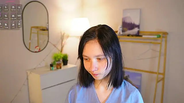 Snapshot of SuzanneHowse chatting on January 11, 3:11 am SuzanneHowse online show from January 11, 3:11 am