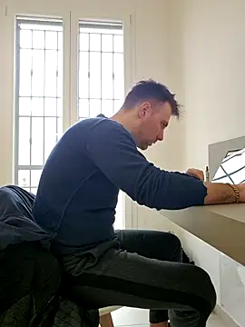 mrlyuis online show from January 16, 10:19 am