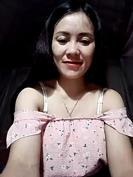 Snapshot of TinTim02 chatting on September 20, 2:40 pm TinTim02 online show from September 20, 2:40 pm