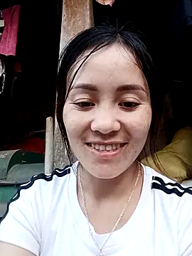 Snapshot of TinTim02 chatting on September 22, 10:39 am TinTim02 online show from September 22, 10:39 am