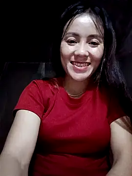 Snapshot of TinTim02 chatting on October 13, 1:55 pm TinTim02 online show from October 13, 1:55 pm