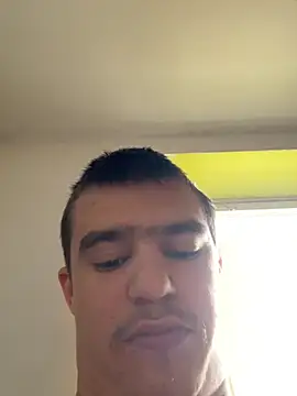 Snapshot of pussyhunter323557 chatting on November 5, 8:47 am pussyhunter323557 online show from November 5, 8:47 am