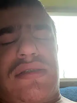 Snapshot of pussyhunter323557 chatting on November 8, 6:35 am pussyhunter323557 online show from November 8, 6:35 am