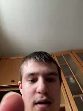 Snapshot of pussyhunter323557 chatting on February 20, 2:06 pm pussyhunter323557 online show from February 20, 2:06 pm