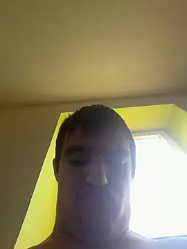 Snapshot of pussyhunter323557 chatting on April 5, 1:30 pm pussyhunter323557 online show from April 5, 1:30 pm