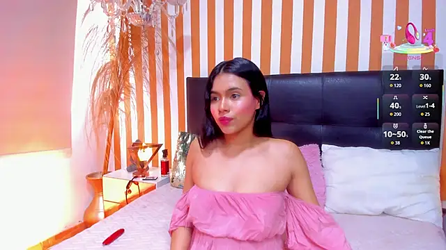 Snapshot of LunaToledo chatting on October 23, 12:37 pm LunaToledo online show from October 23, 12:37 pm