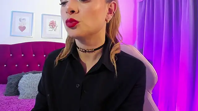 scarlett blake11 online show from September 16, 3:51 am