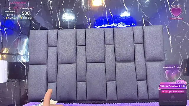 BustyGlow online show from May 11, 2:45 pm