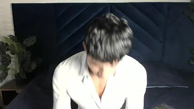 AustinJones  online show from November 14, 8:29 pm