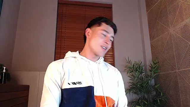 AustinJones  online show from March 22, 3:59 pm