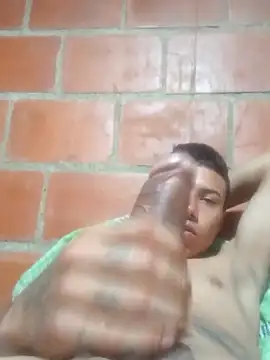 Snapshot of eldelmienbrogrueso chatting on December 5, 1:14 am eldelmienbrogrueso online show from December 5, 1:14 am