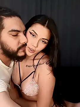 dulcespicy online show from September 19, 9:54 am