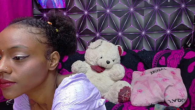 Shantall ks online show from October 30, 4:03 am