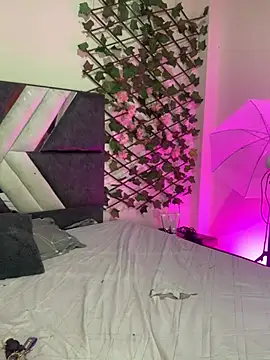 Dirty isabella18 online show from February 2, 5:00 pm