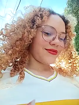 SirenRouge 69 online show from October 6, 8:39 pm