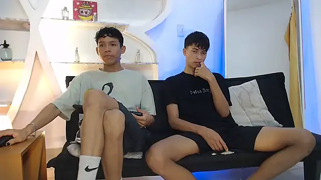 BEAUTY BOYS1 online show from October 12, 7:51 am