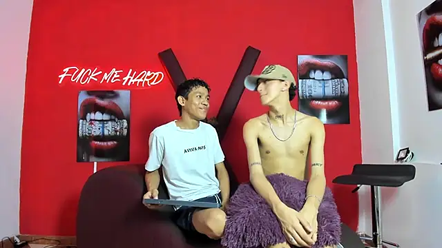 BEAUTY BOYS1 online show from February 26, 7:46 pm