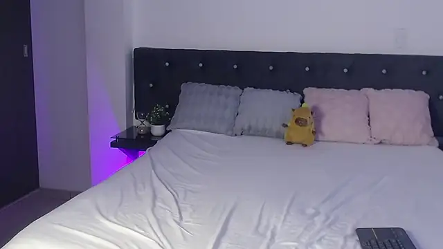 anne colucci online show from September 30, 8:19 am