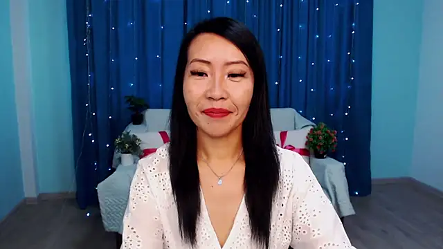 LiaPak online show from September 22, 12:01 am