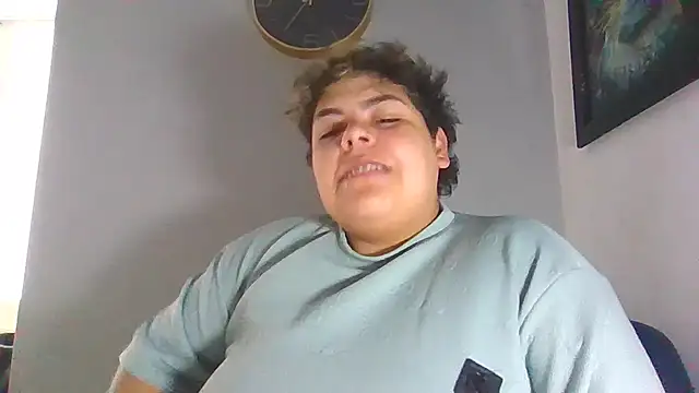 Hailey Curvy online show from December 1, 11:15 am