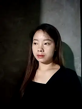 Snapshot of milo123-xx chatting on October 7, 4:20 am milo123-xx online show from October 7, 4:20 am