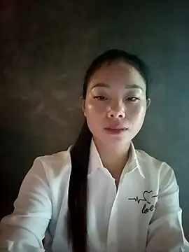 Snapshot of milo123-xx chatting on October 9, 5:16 am milo123-xx online show from October 9, 5:16 am