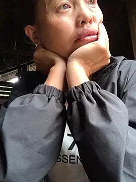 Snapshot of rosa-1200 chatting on September 27, 2:16 am rosa-1200 online show from September 27, 2:16 am