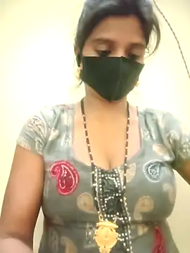 Mohini Josh069 online show from April 17, 7:50 pm