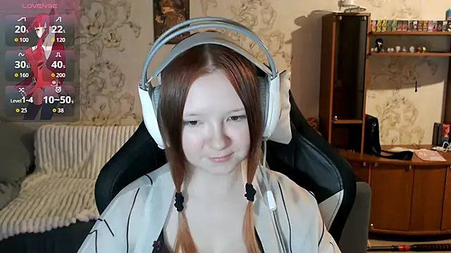 PansyBorriello online show from October 7, 4:15 pm