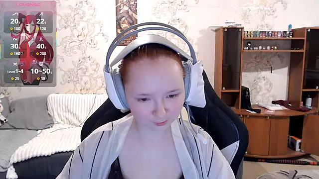 PansyBorriello online show from October 24, 4:14 pm