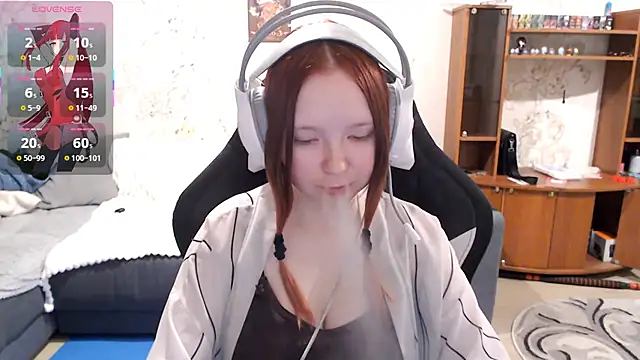 PansyBorriello online show from October 27, 4:11 pm