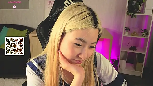 Aisi 18 online show from February 3, 2:53 am