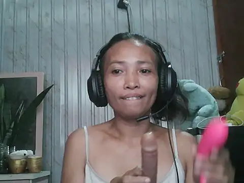 pinayhotii online show from September 19, 11:16 pm