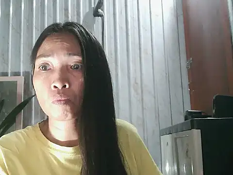 pinayhotii online show from October 28, 1:03 pm