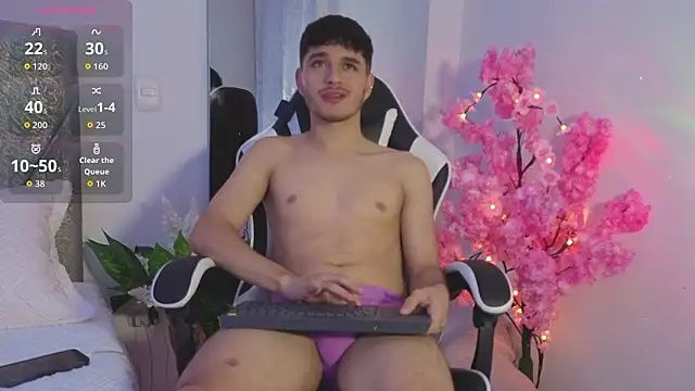 LiamMuller online show from March 25, 10:32 am